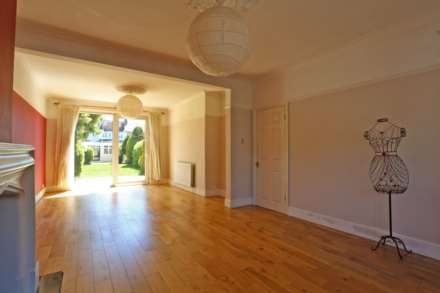 Oakley Avenue, Upney, Barking, IG11, Image 6