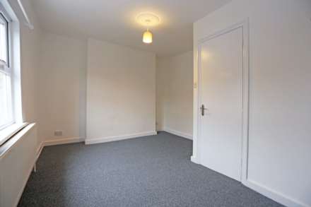Gould Terrace, London, E8, Image 9