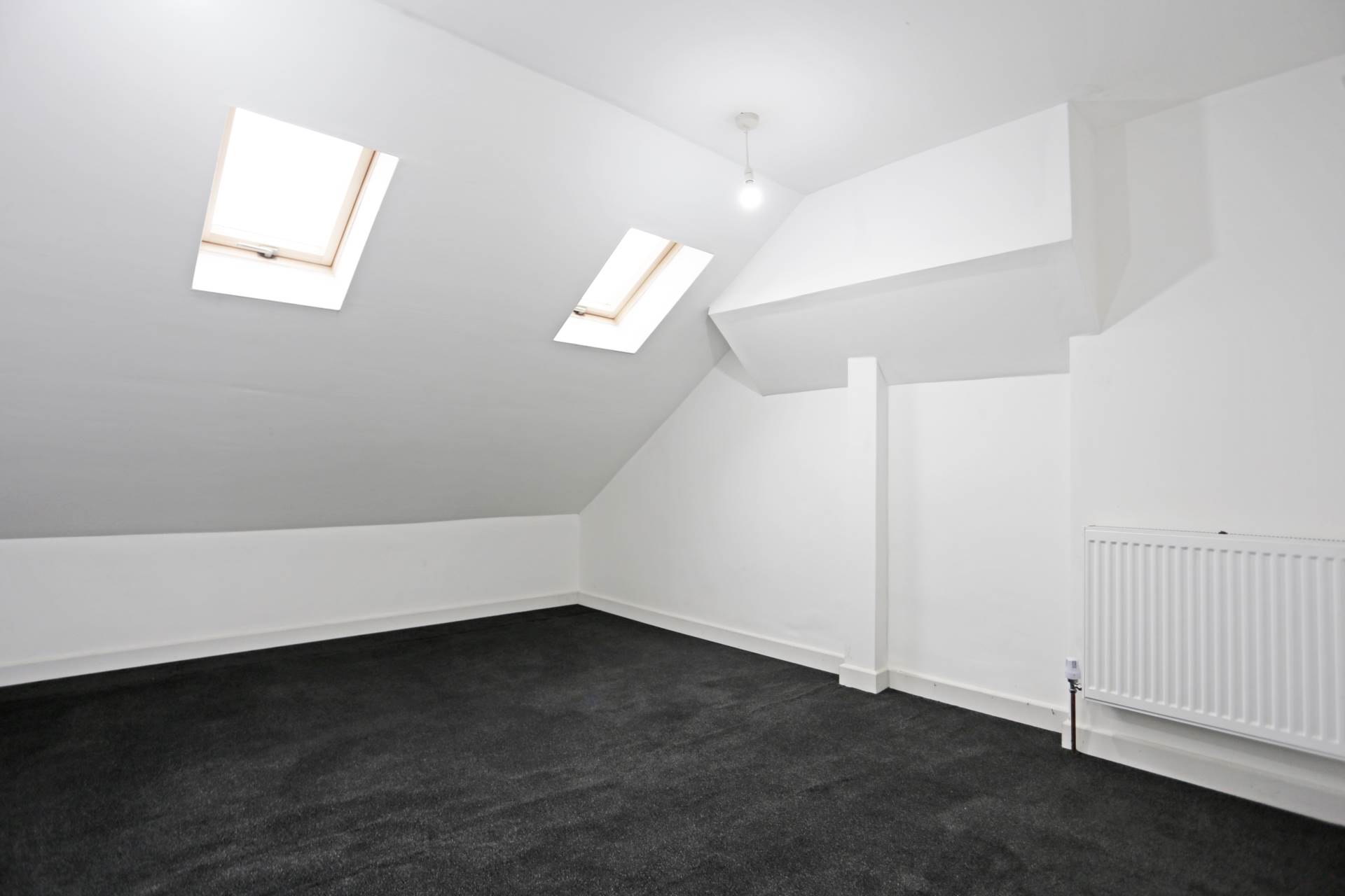 Edinburgh Road, Plaistow, London, E13, Image 12