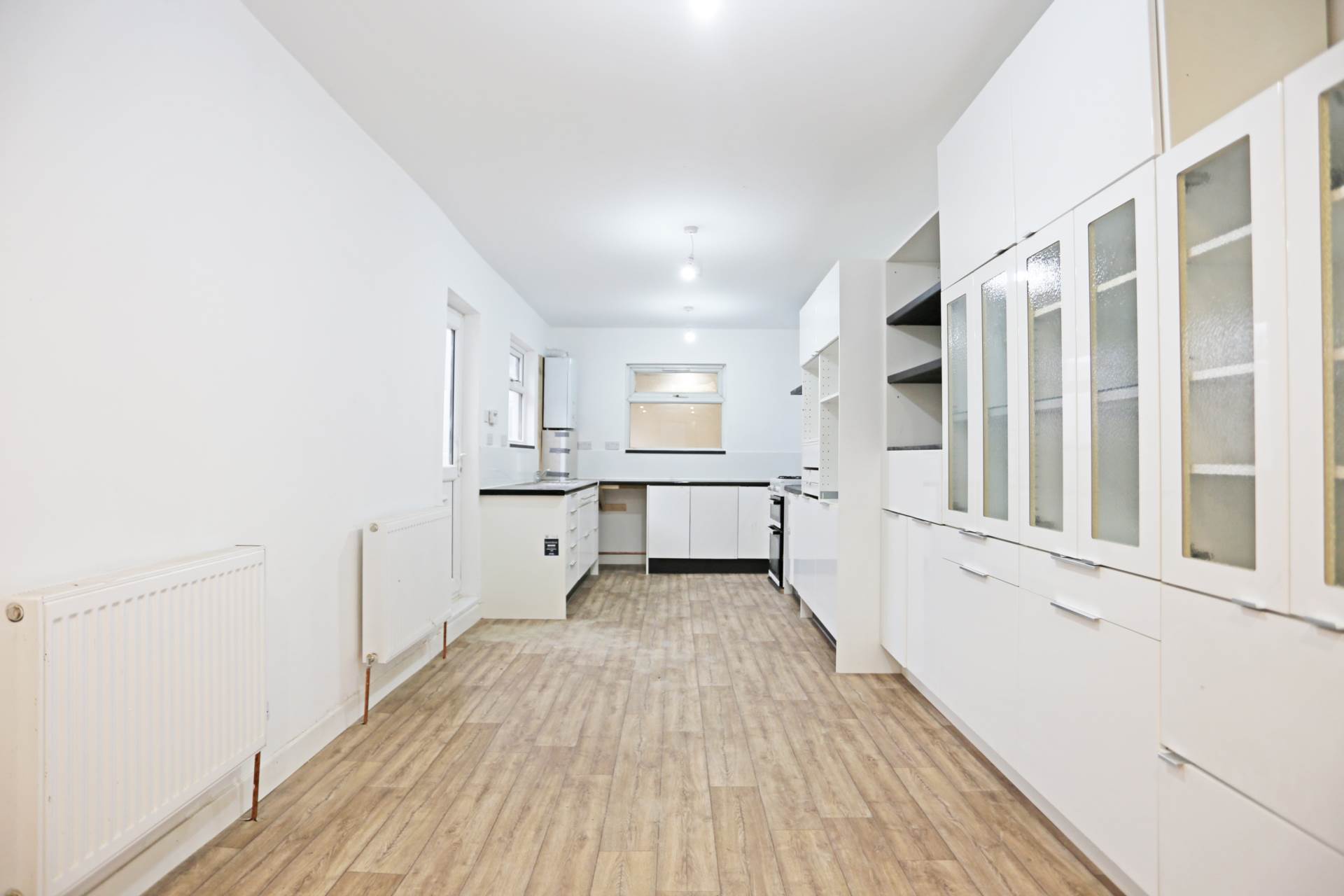 Edinburgh Road, Plaistow, London, E13, Image 3