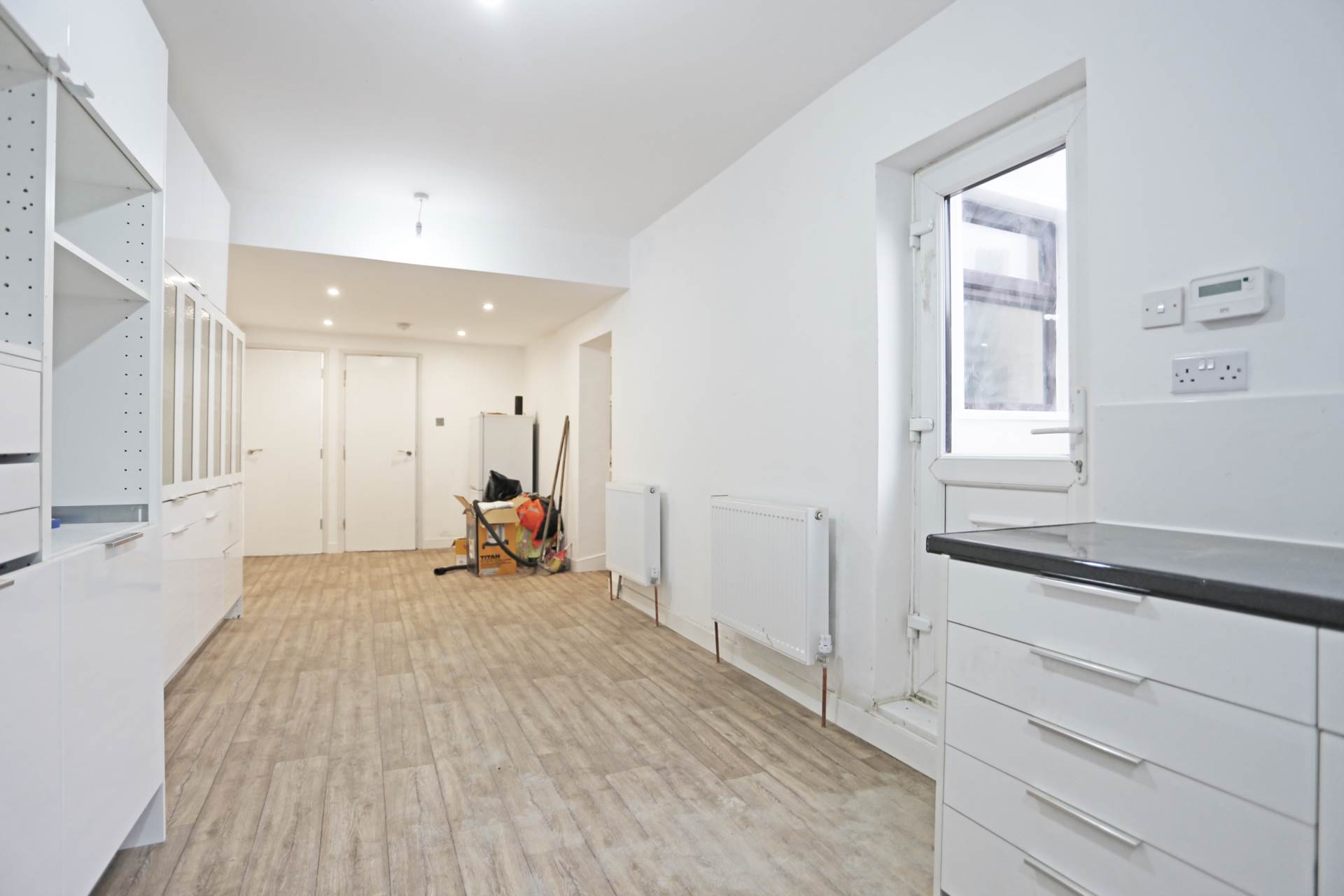 Edinburgh Road, Plaistow, London, E13, Image 4