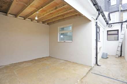 Edinburgh Road, Plaistow, London, E13, Image 16