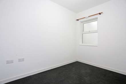 Edinburgh Road, Plaistow, London, E13, Image 7