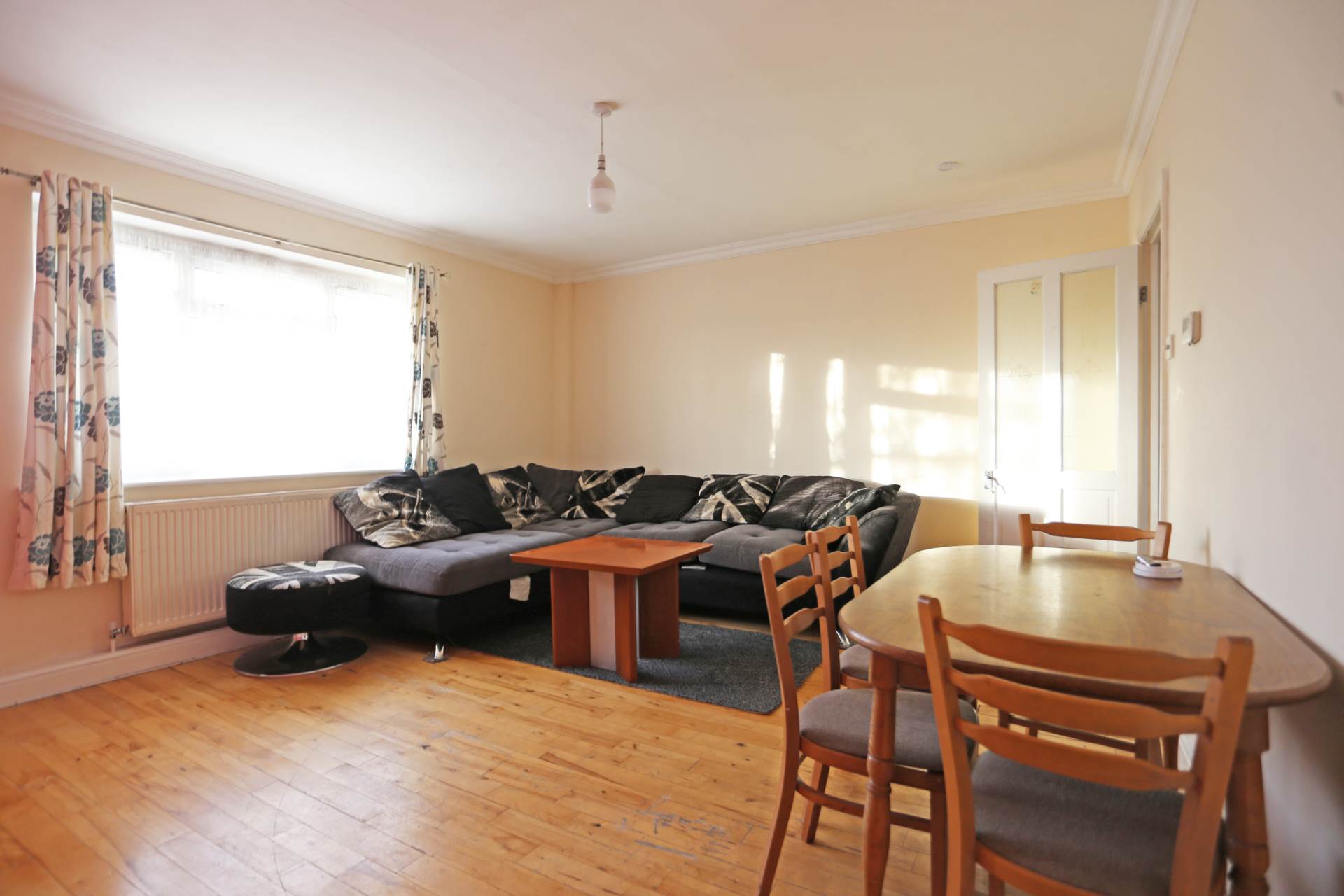 Padnall Court, Padnall Road, Romford, RM6, Image 3