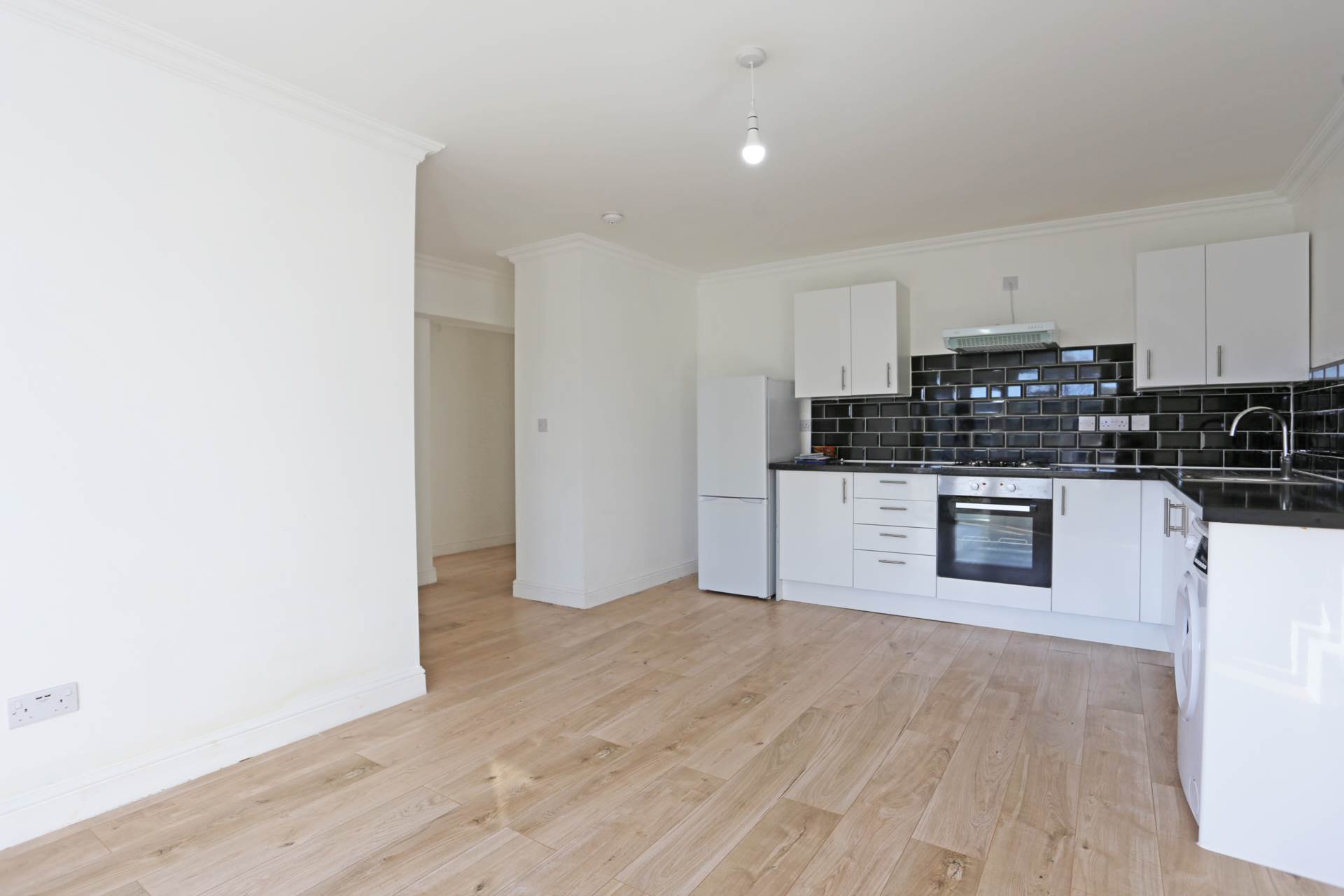 Howard Road, Barking, IG11, Image 3