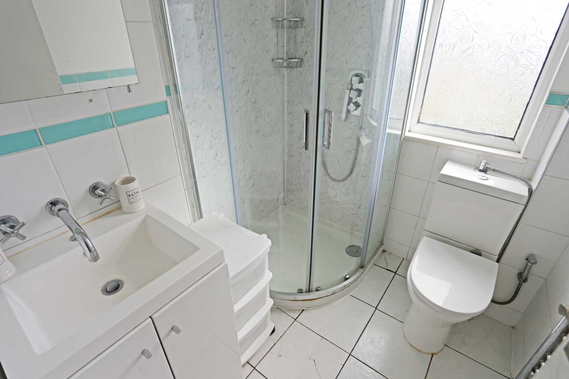 Langham Drive, Chadwell Heath, RM6, Image 12