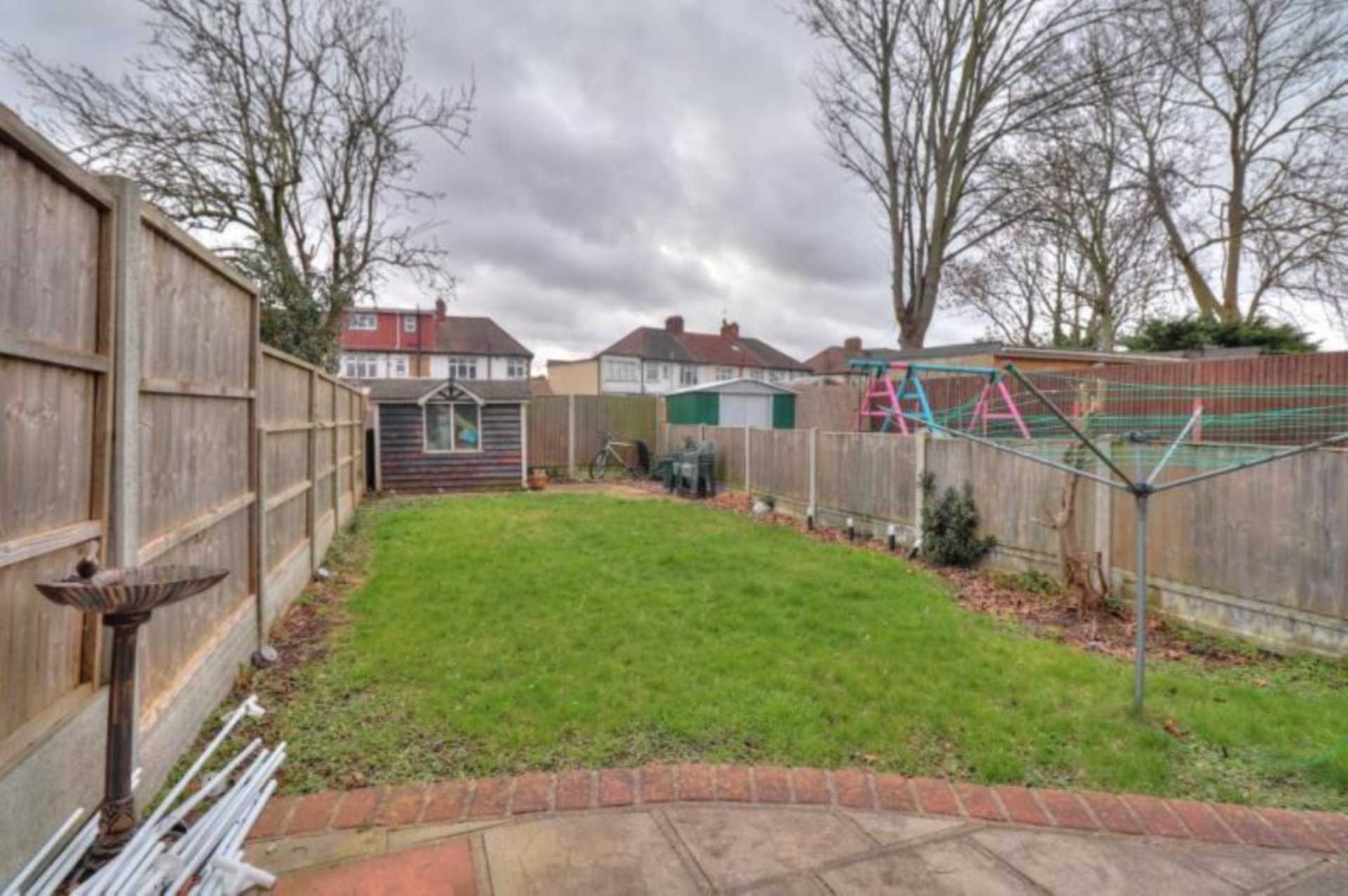 Langham Drive, Chadwell Heath, RM6, Image 13