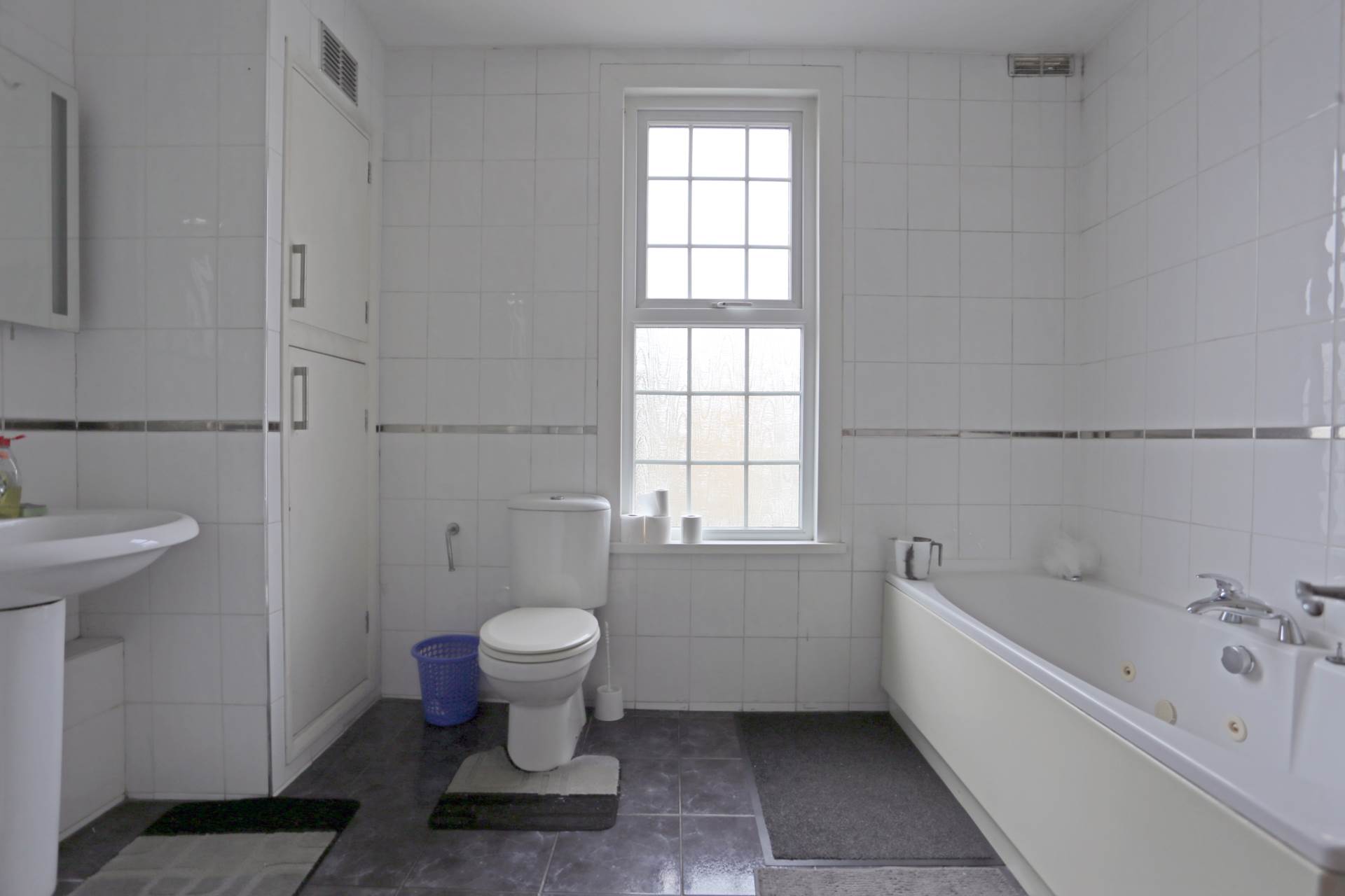 Horace Road, London, Image 3
