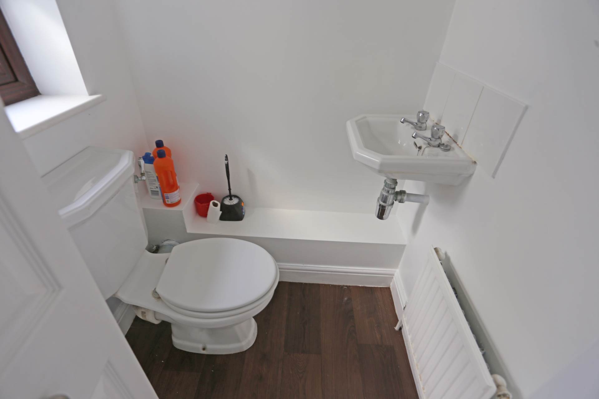 Heathway, Dagenham, RM10, Image 10