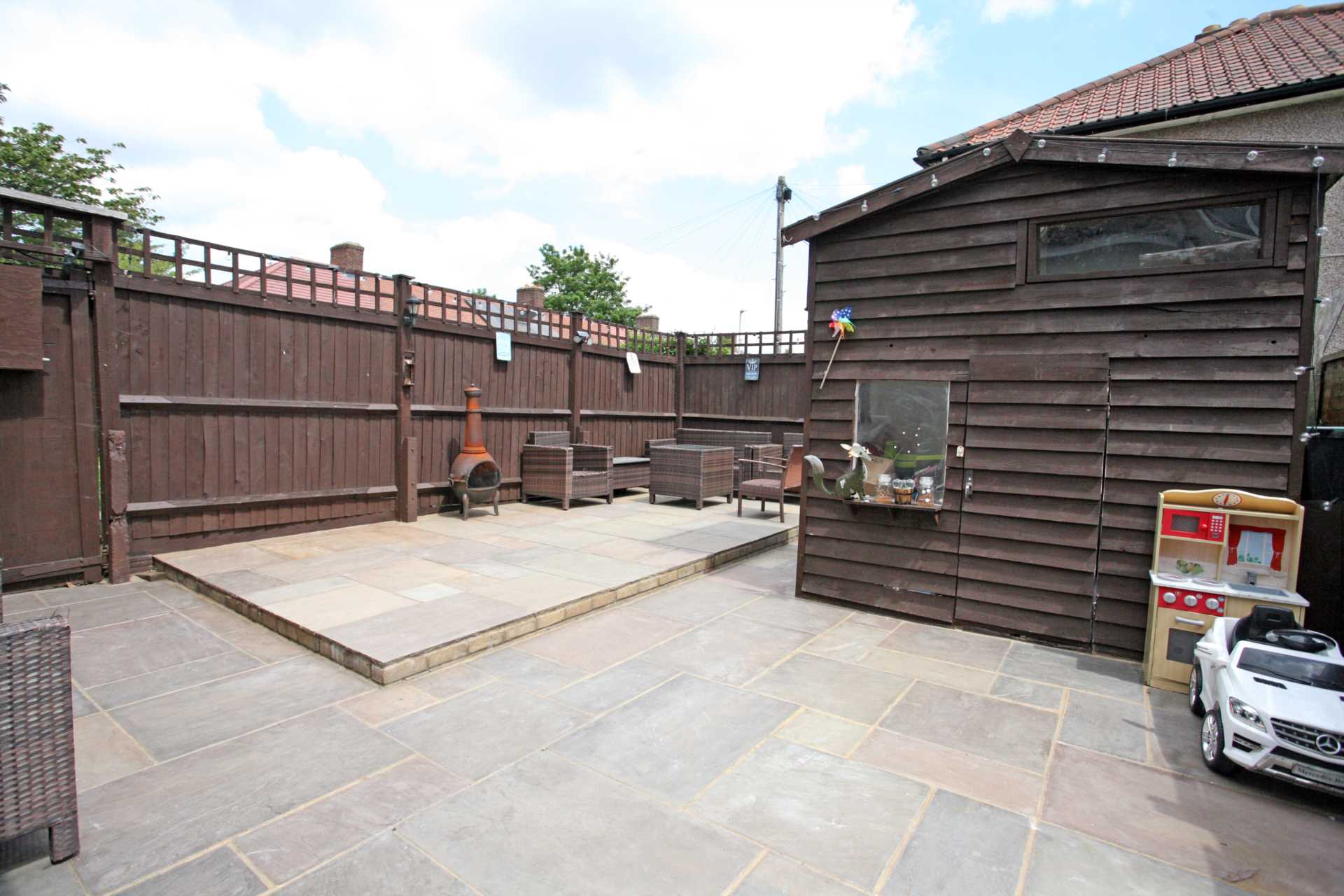 Heathway, Dagenham, RM10, Image 13