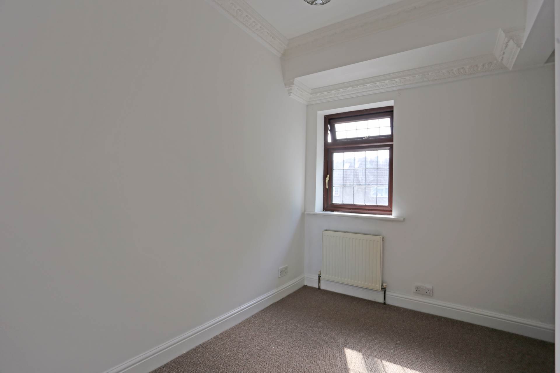 Heathway, Dagenham, RM10, Image 8