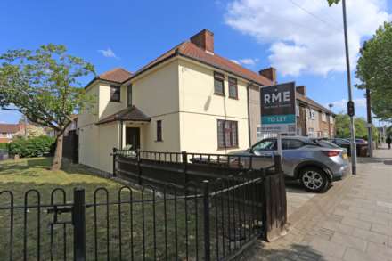 Heathway, Dagenham, RM10, Image 1