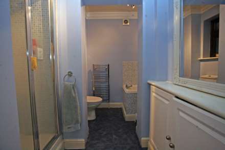 Heathway, Dagenham, RM10, Image 11