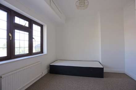 Heathway, Dagenham, RM10, Image 5
