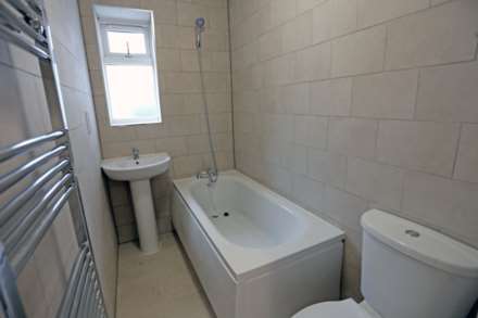 Bennett Road, Romford, RM6, Image 4