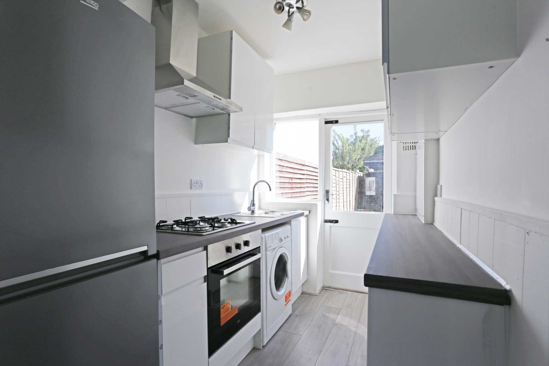 Helen Road, Hornchurch, Gidea Park, RM11, Image 2