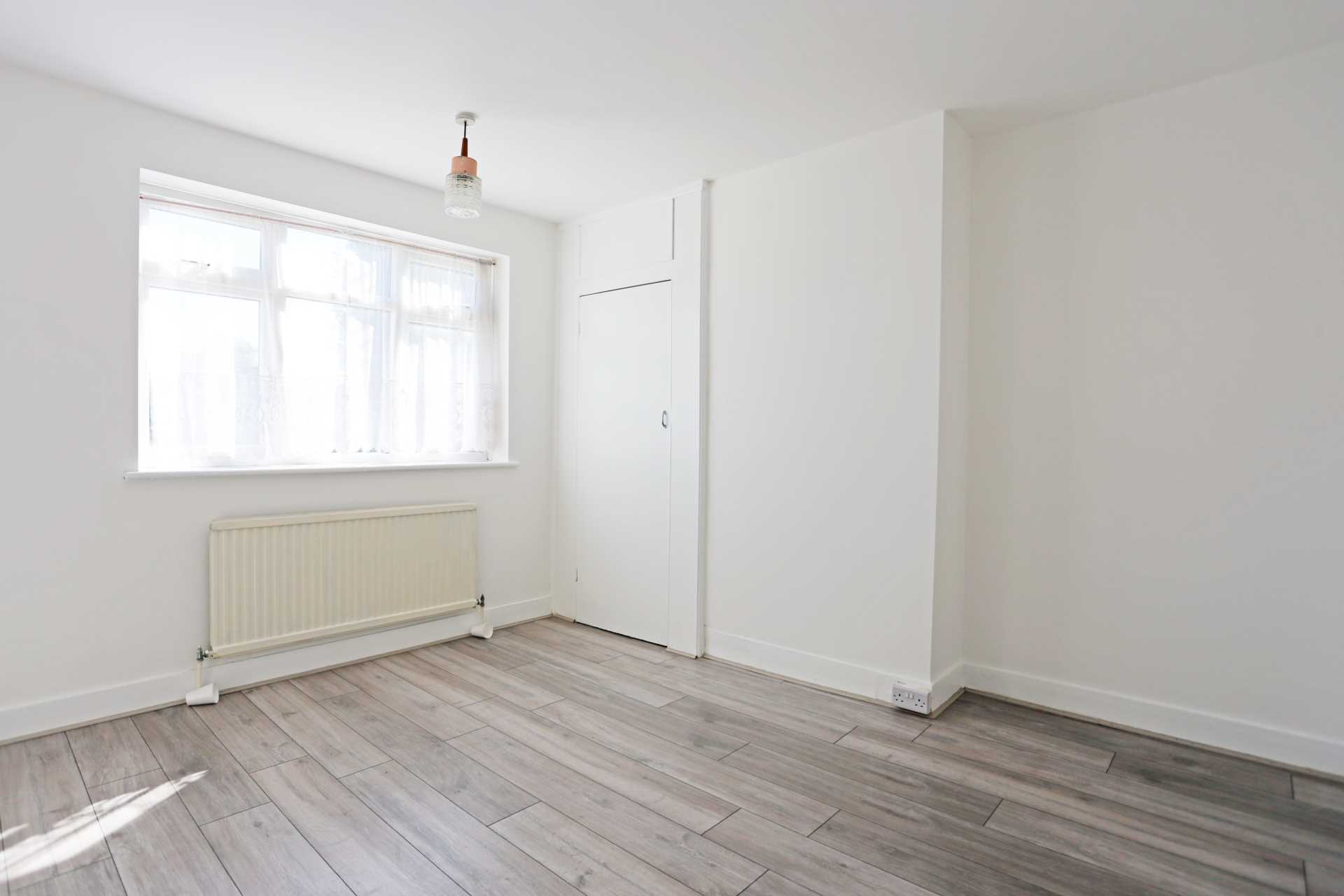 Helen Road, Hornchurch, Gidea Park, RM11, Image 6