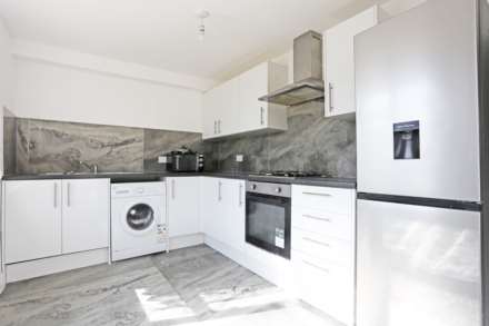 Toronto Road, Tilbury, RM18, Image 2