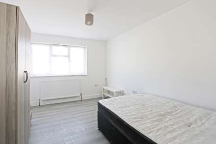 Toronto Road, Tilbury, RM18, Image 7