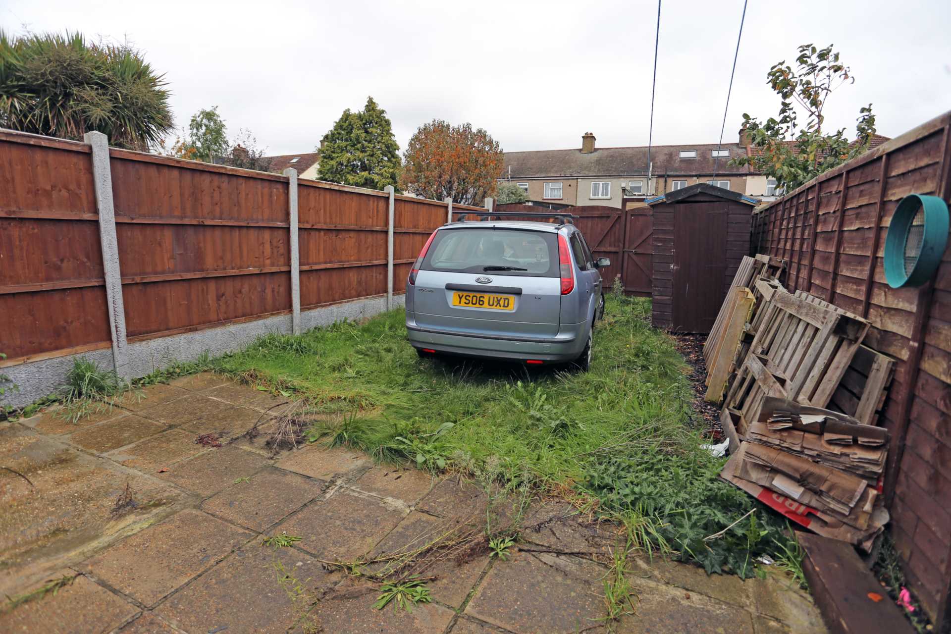 Rainham Road South, Dagenham, Image 6