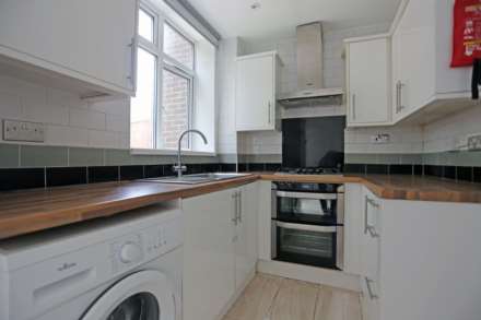 Felspar Close, Plumstead, Image 4
