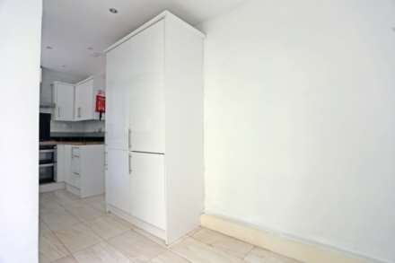 Felspar Close, Plumstead, Image 5