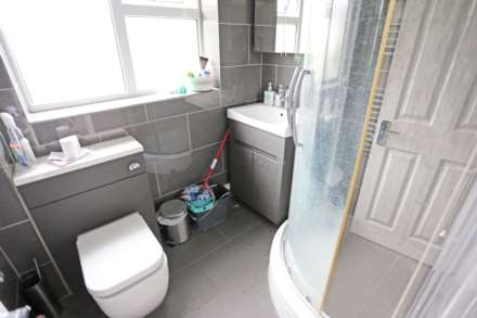 Howell Close, Chadwell Heath, Romford, RM6, Image 4