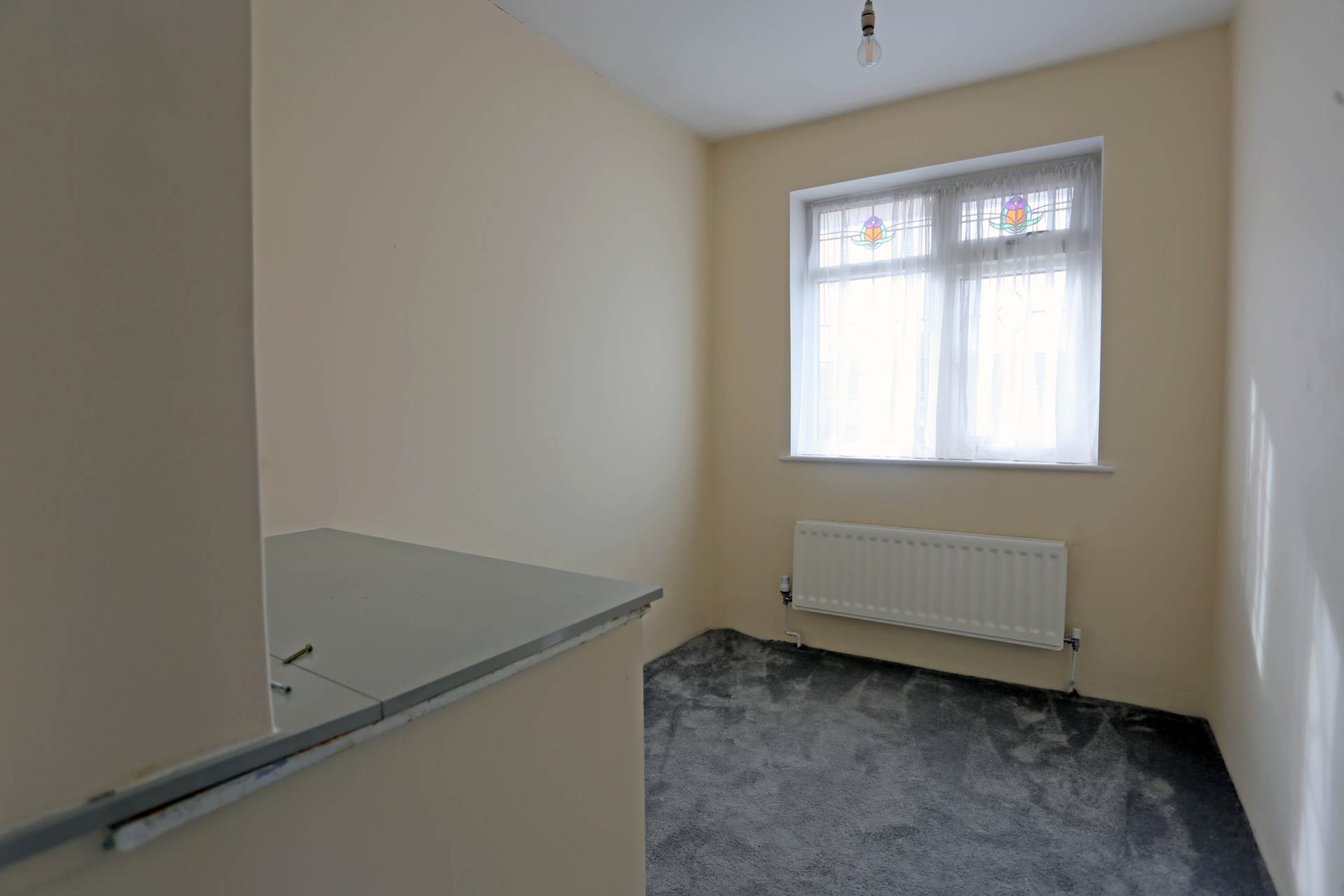 Hugo Gardens, Rainham, Image 15