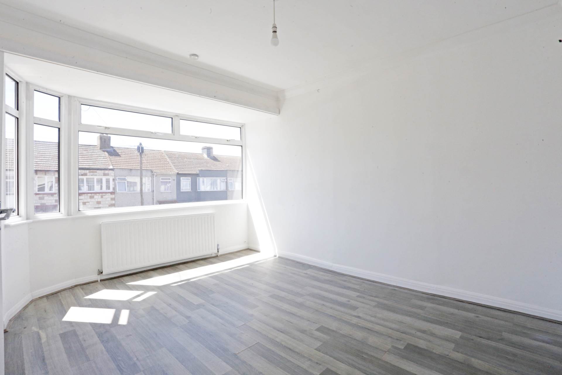 Stanley Avenue, Dagenham, RM8, Image 6