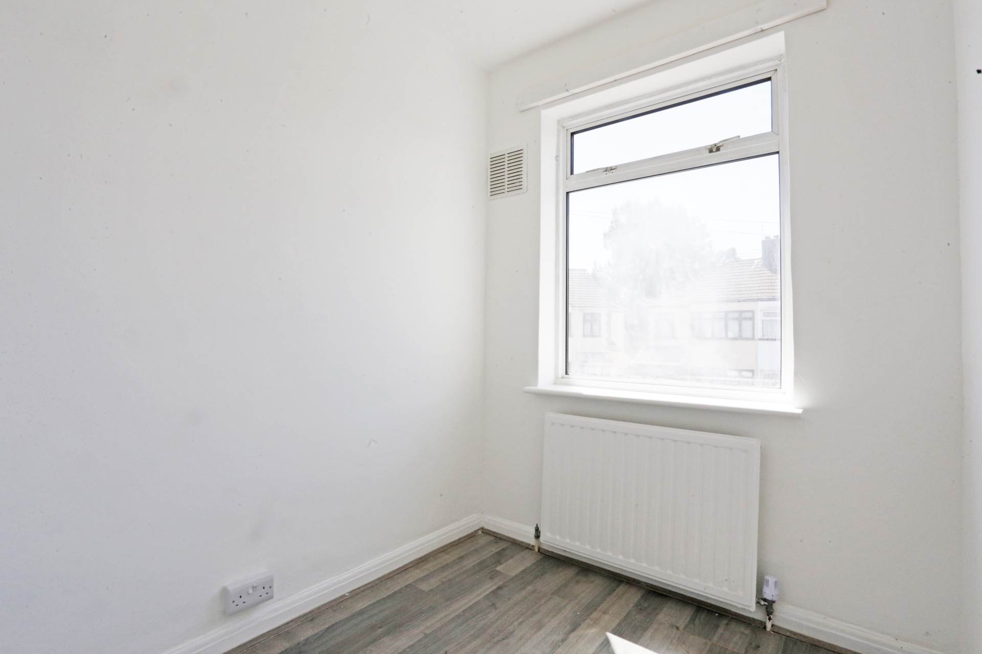 Stanley Avenue, Dagenham, RM8, Image 8
