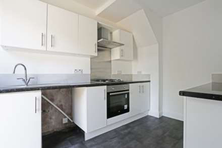 Stanley Avenue, Dagenham, RM8, Image 3