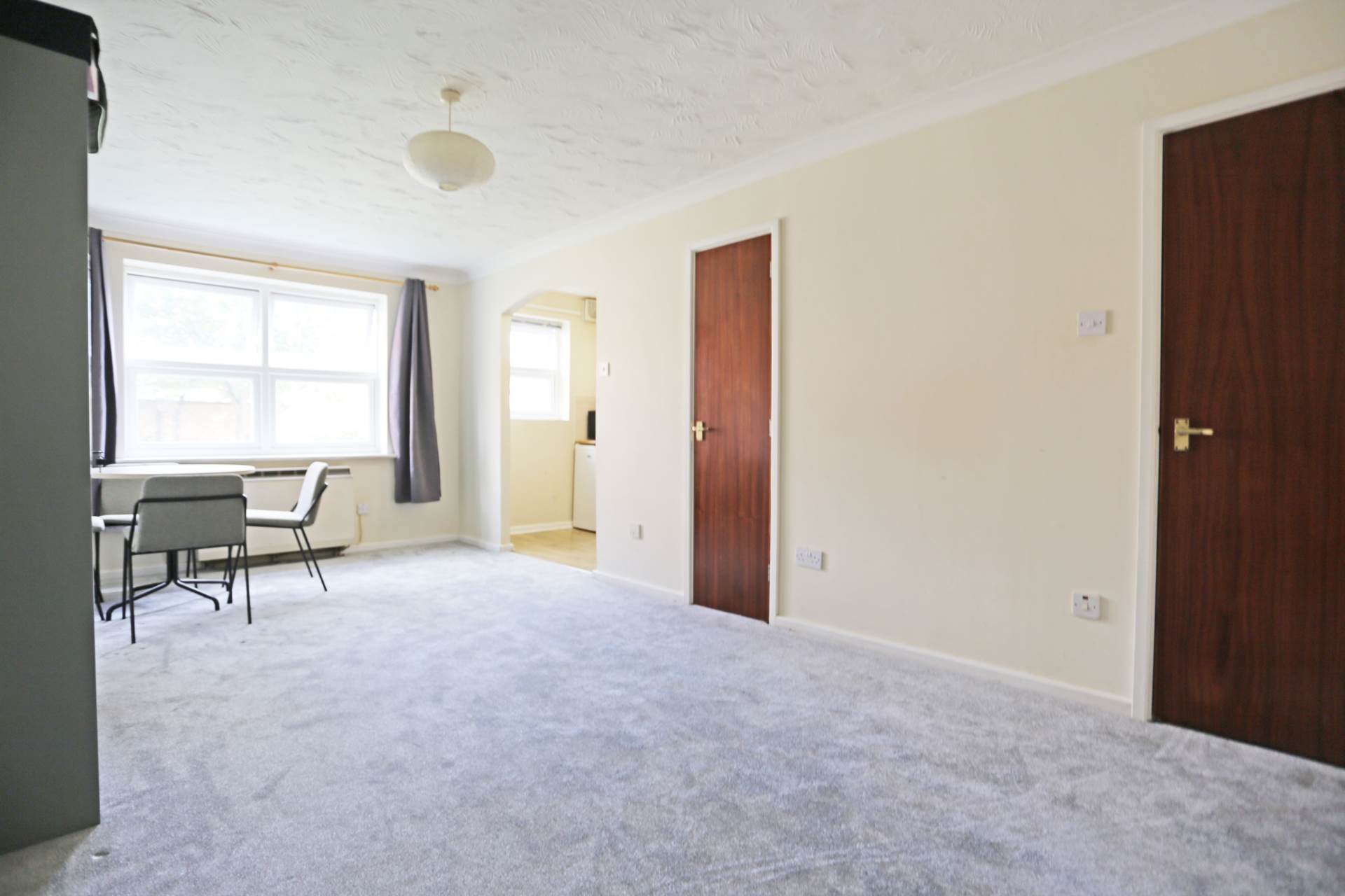 Burns Avenue, Chadwell Heath, Romford, RM6, Image 2