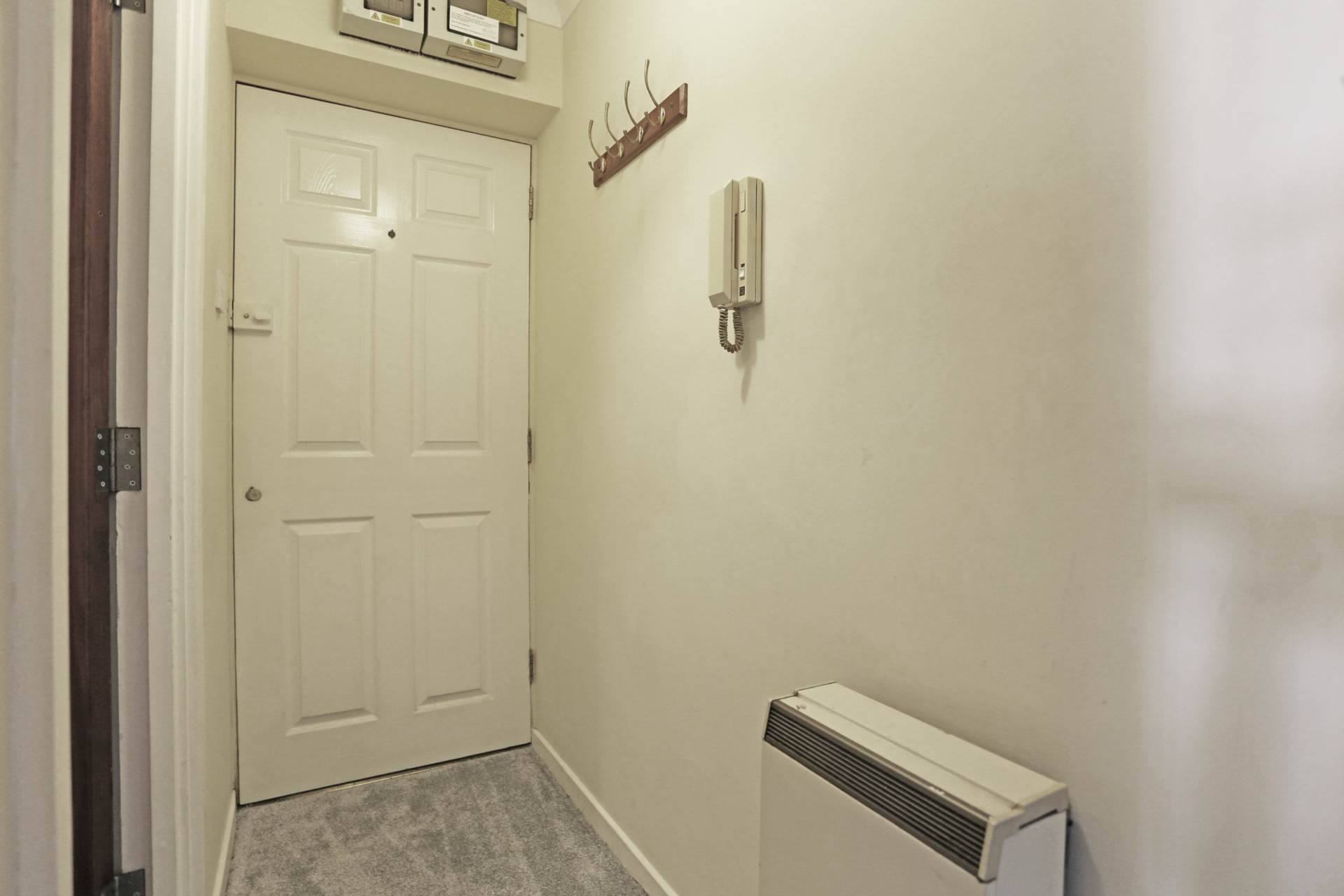 Burns Avenue, Chadwell Heath, Romford, RM6, Image 9