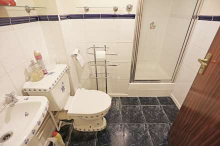 Burns Avenue, Chadwell Heath, Romford, RM6, Image 8