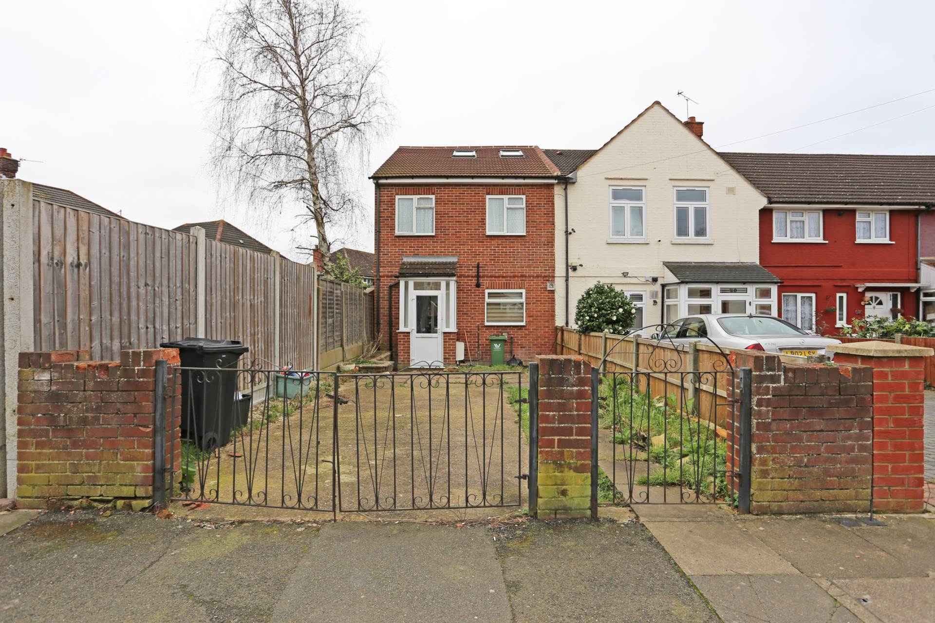 Kingsley Road, Hainault, Fairlop, IG6, Image 1