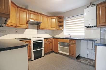 Kingsley Road, Hainault, Fairlop, IG6, Image 3
