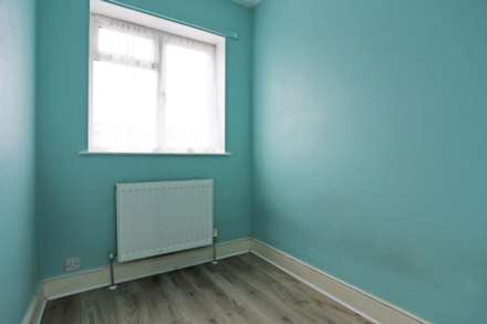 Kingsley Road, Hainault, Fairlop, IG6, Image 7