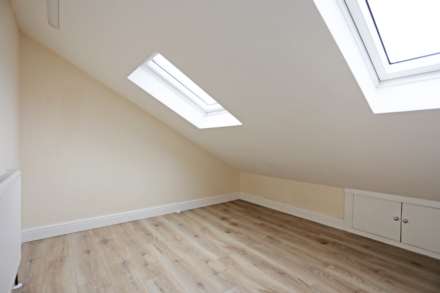Kingsley Road, Hainault, Fairlop, IG6, Image 9