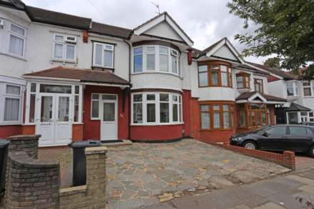 Property For Rent Studley Drive, Ilford