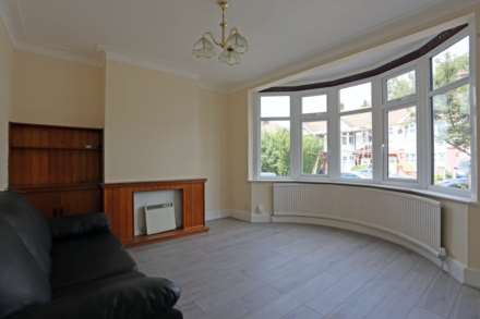 Studley Drive, Ilford, Image 2
