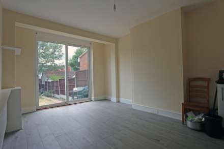 Studley Drive, Ilford, Image 5