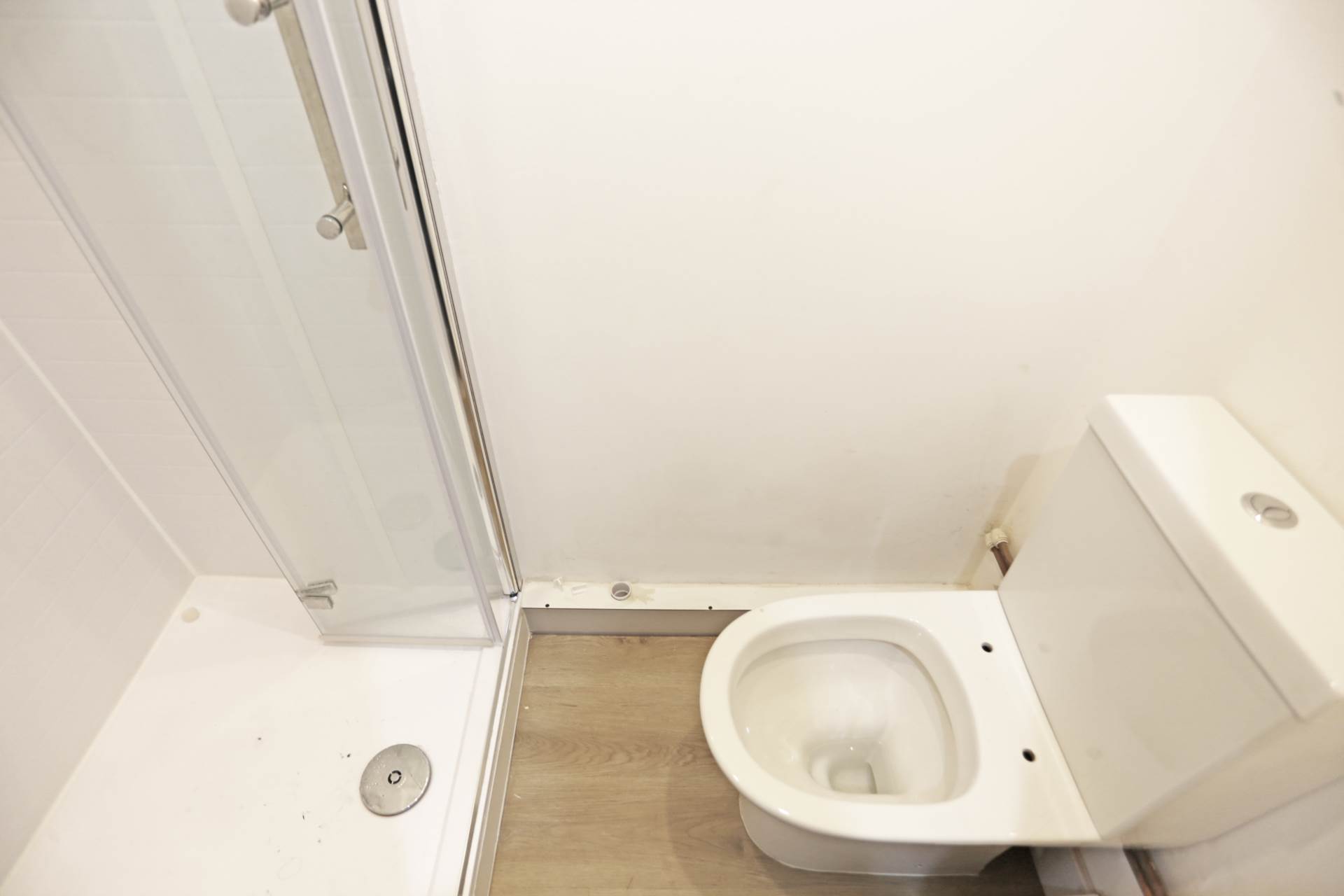 Grantham Court, Chadwell Heath, RM6, Image 12