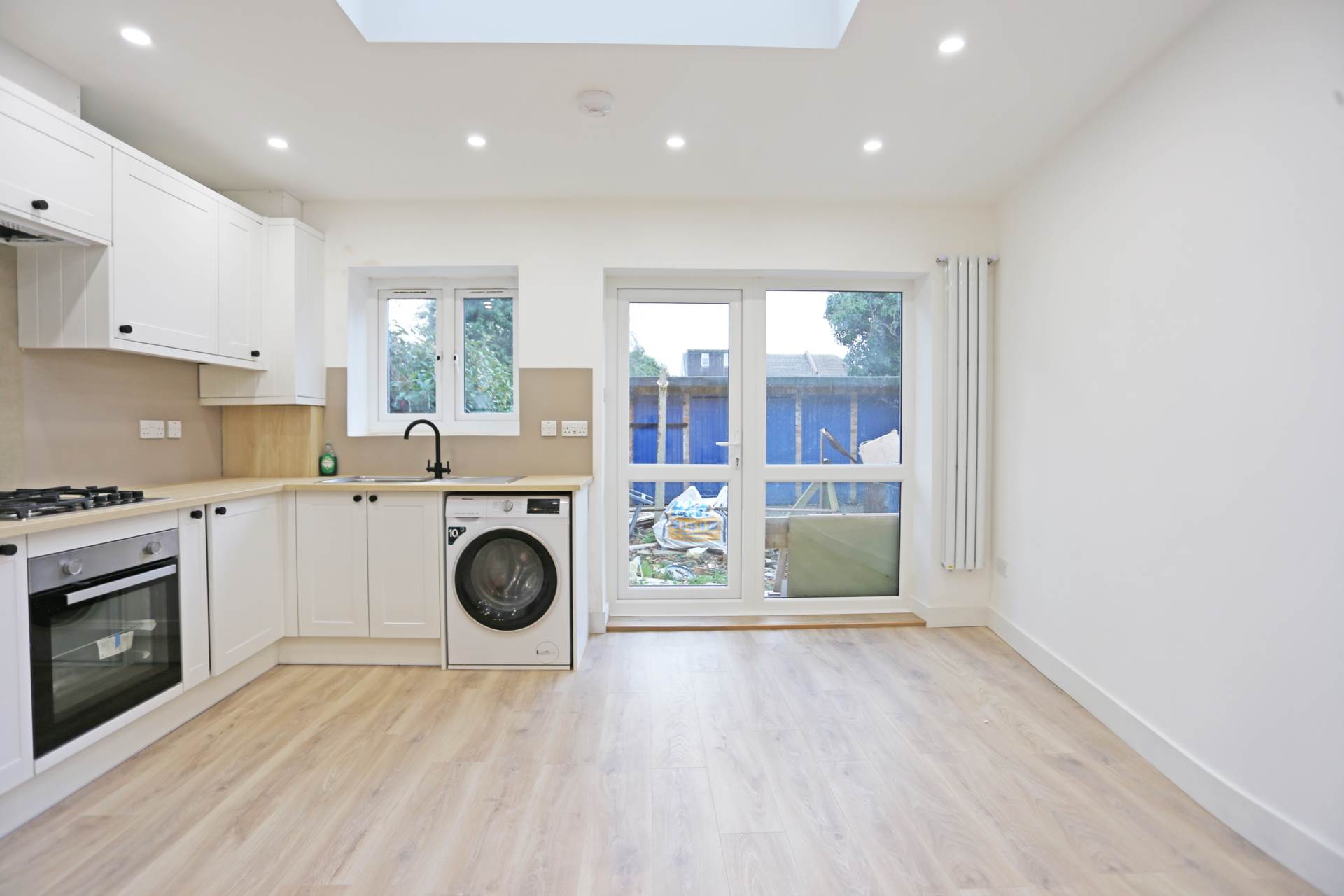 Grantham Court, Chadwell Heath, RM6, Image 3