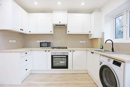 Grantham Court, Chadwell Heath, RM6, Image 4