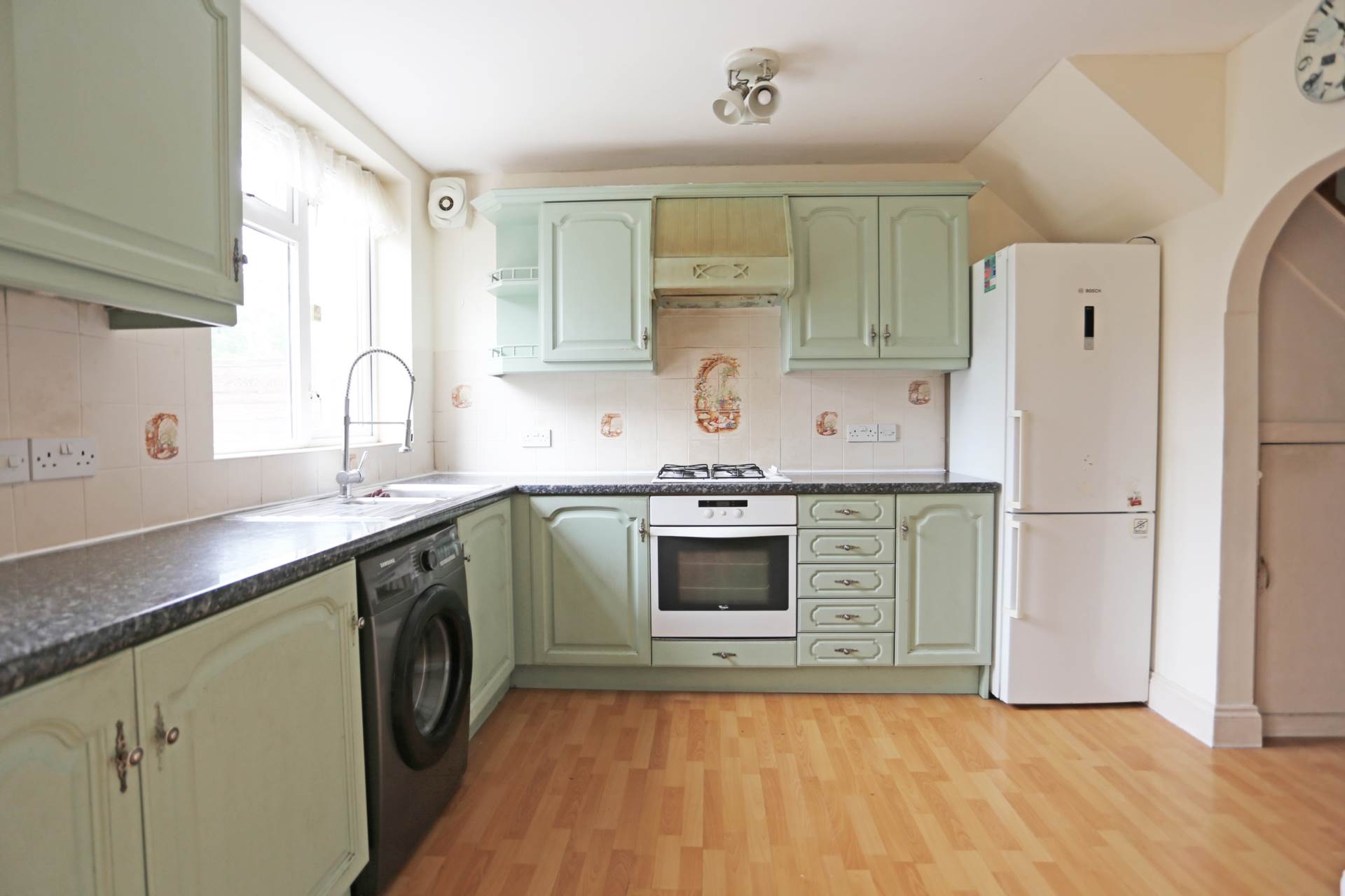Pondfield Road, Dagenham, RM10, Image 3