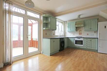 Pondfield Road, Dagenham, RM10, Image 2