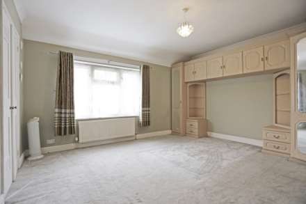 Pondfield Road, Dagenham, RM10, Image 7