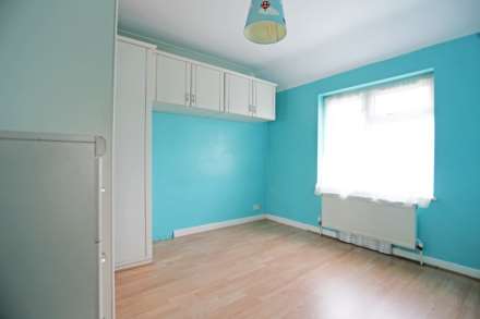 Pondfield Road, Dagenham, RM10, Image 8