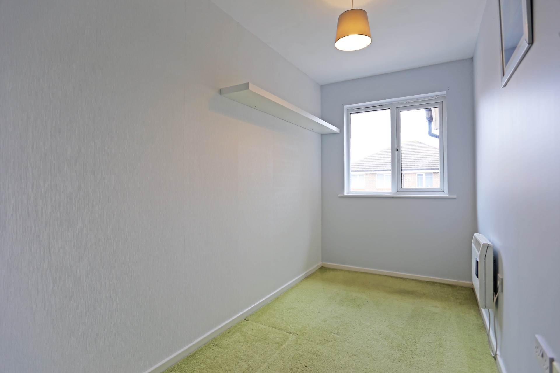 Quarles Park Road, Chadwell Heath, RM6, Image 8
