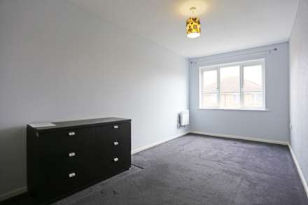 Quarles Park Road, Chadwell Heath, RM6, Image 6